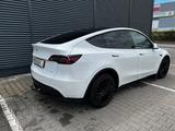 Tesla Model Y Long Range Dual Motor AWD - Tesla Model Y von privat
