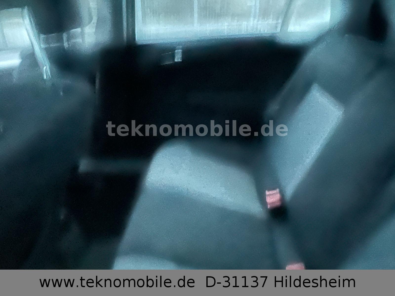 Opel Astra 2011 — photo 6