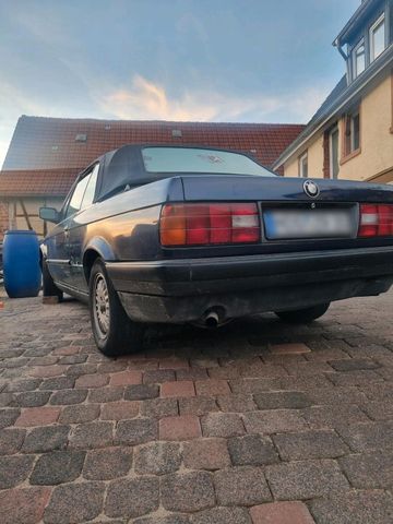 BMW Verkaufe mein BMW e30 Cabrio 318 ist noch ...