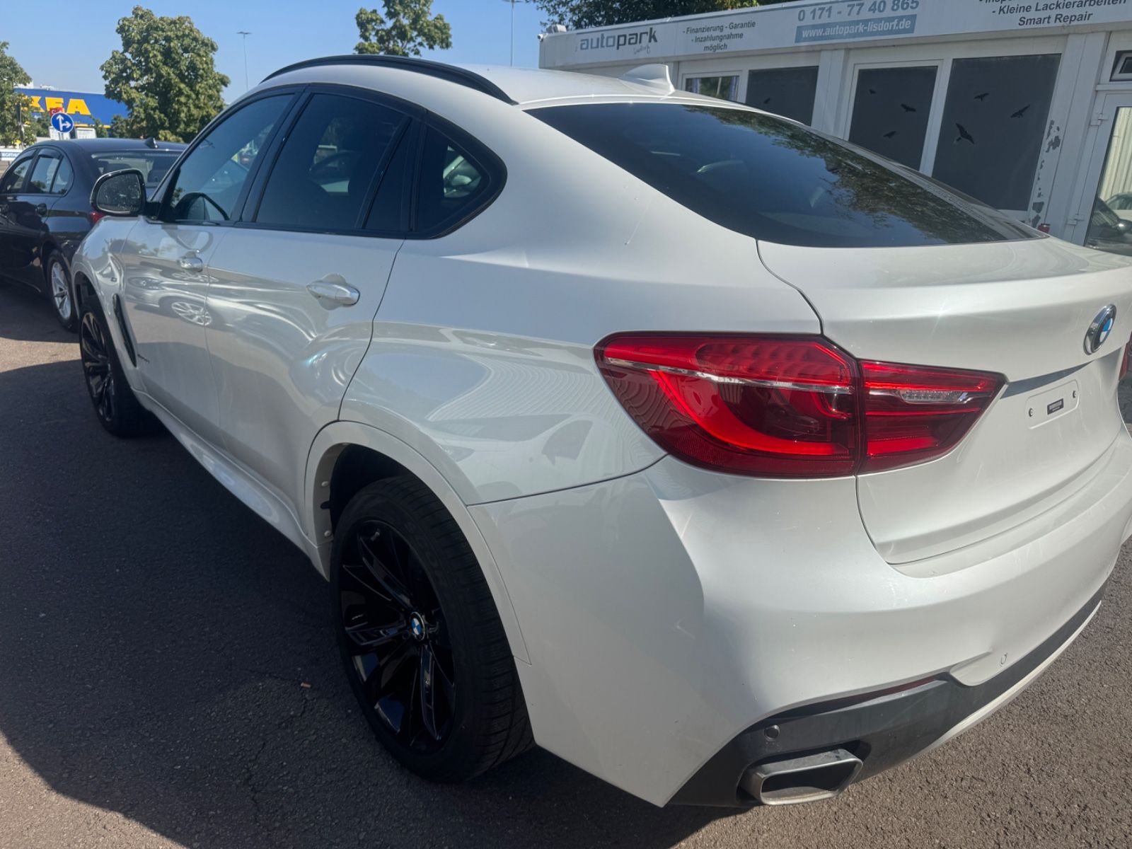 Fahrzeugabbildung BMW X6 xDrive 40 d M Paket HUD+LED+NAVI+Keyless