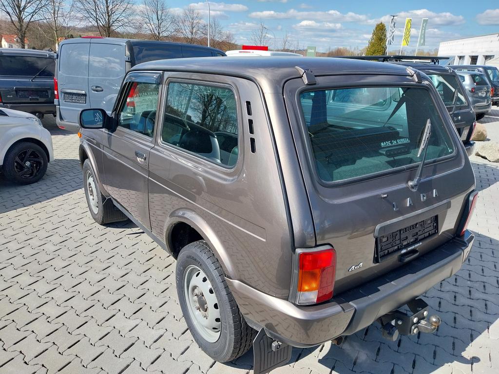 Lada Urban