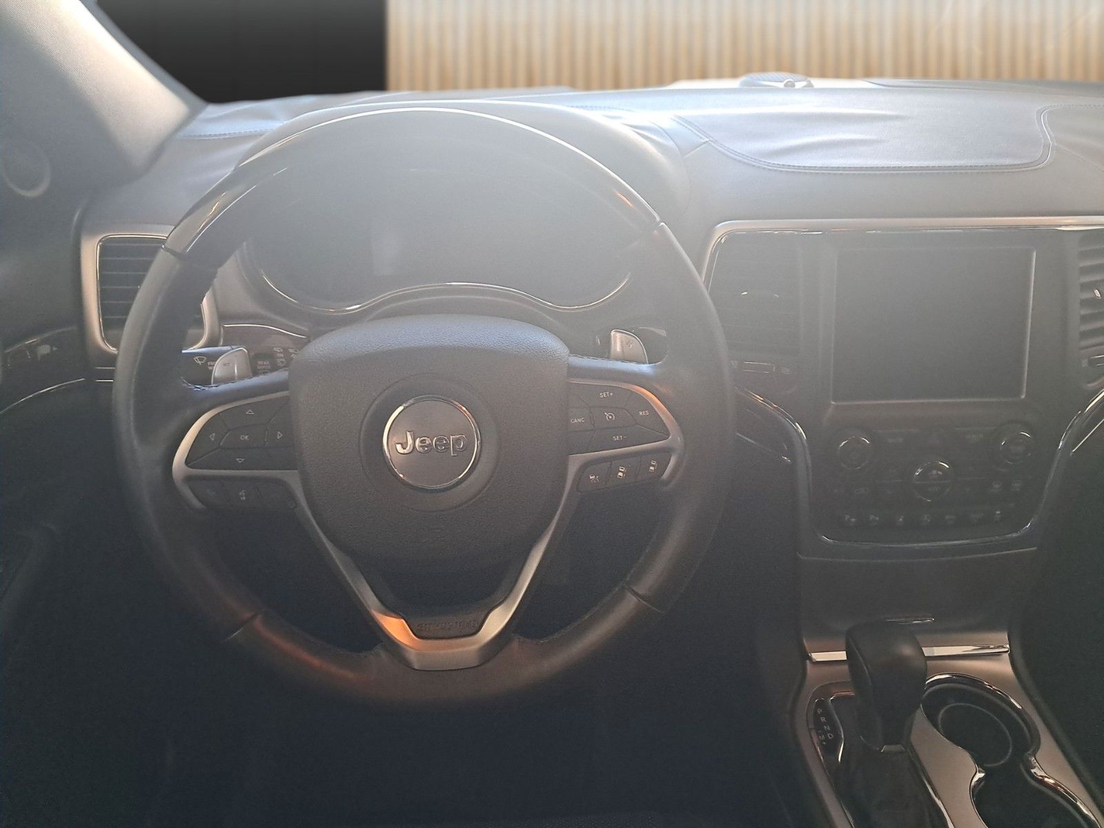 Fahrzeugabbildung Jeep Grand Cherokee 3.0 CRD Overland