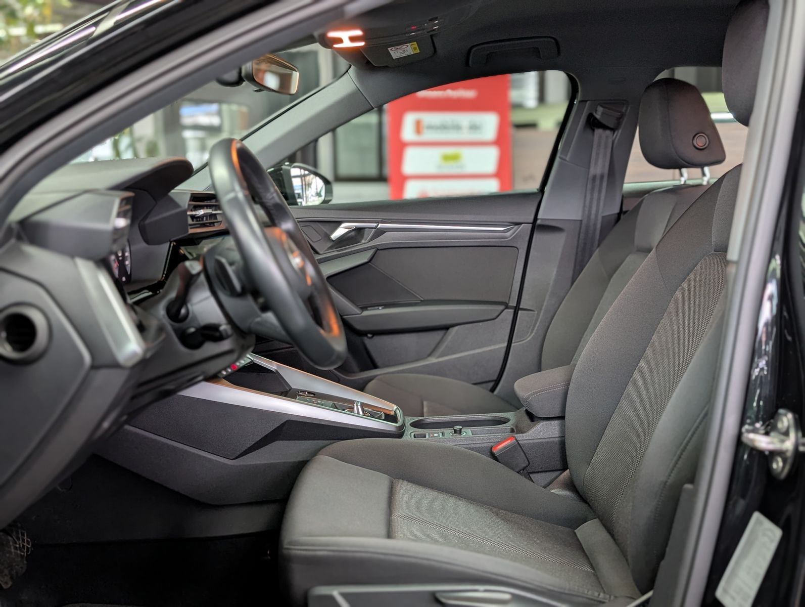 Imagen del vehículo Audi A3 30 TDI S-Line VIRT KAM LED SHZ APP NAVI 17