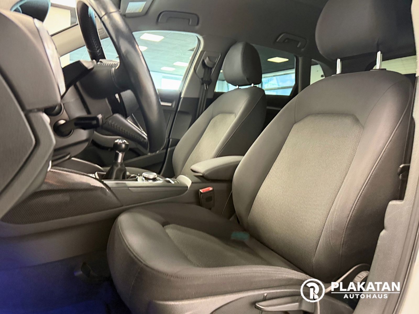 Fahrzeugabbildung Audi A3 Sportback Navi DigitalInstr LED