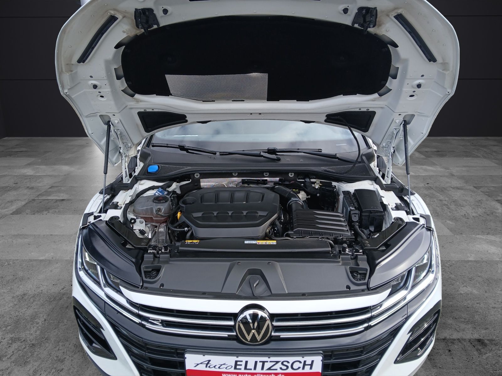 Fahrzeugabbildung Volkswagen Arteon SB R 4M R-Line Matrix AHK Navi  Pano HUD