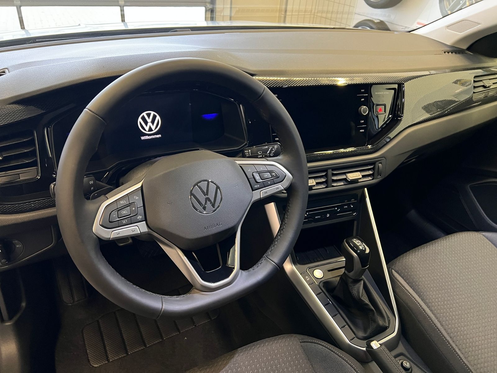 Fahrzeugabbildung Volkswagen Taigo Life 1.0 TSI DSG *IQ.LIGHT, Digital Cockpi