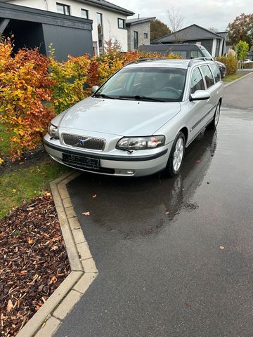 Volvo v70 2  2.4t  TÜV 9.26