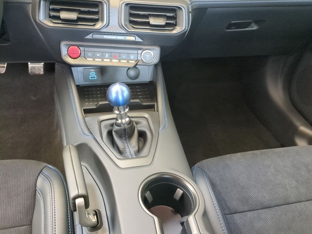 Fahrzeugabbildung Ford Mustang  Dark Horse 5.0 V8 6-Gang