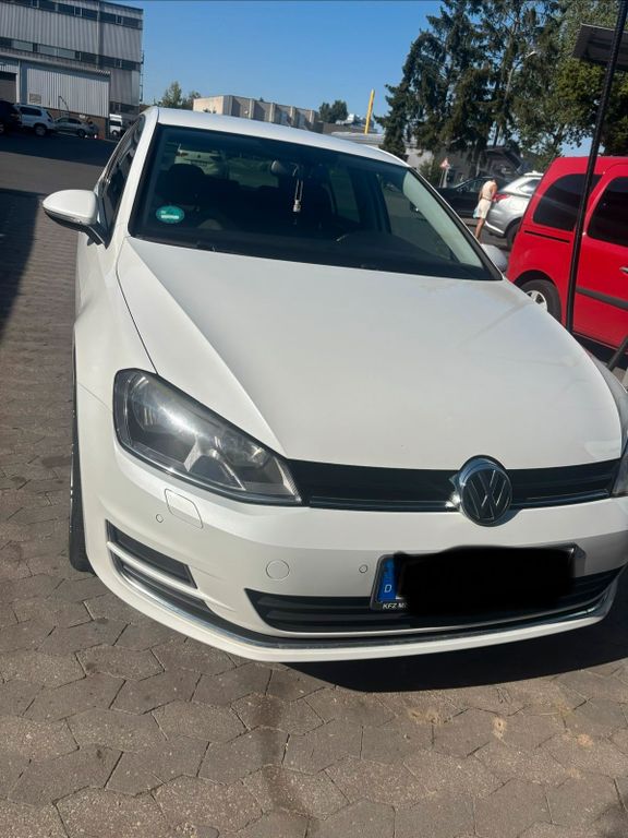 Image of Volkswagen Golf