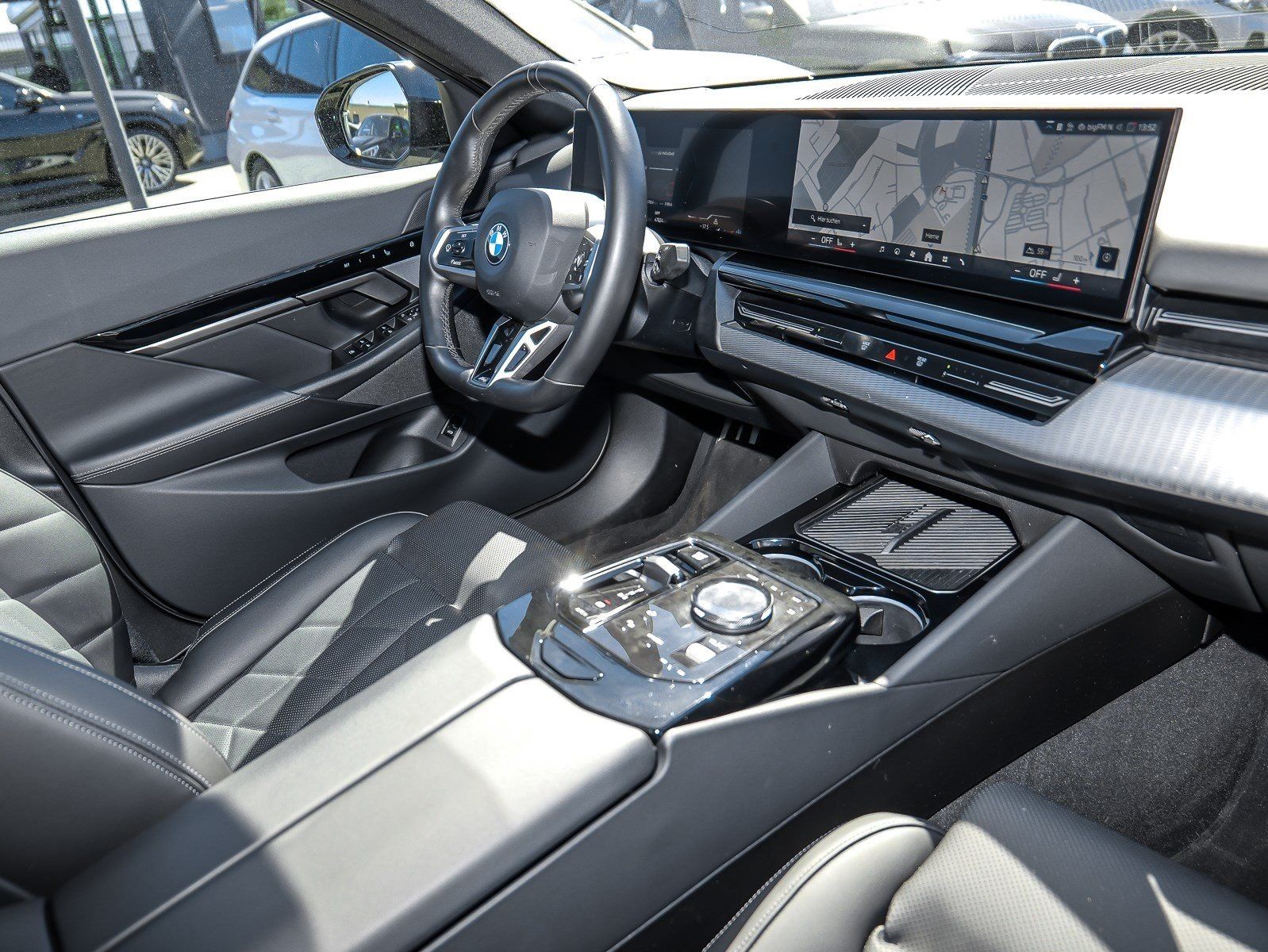 BMW 520i Limousine M Sport Memory DA+ LED RFK DAB foto 14