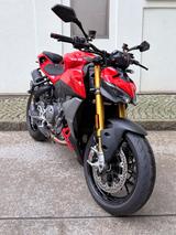 Ducati Streetfighter V2S - Offers