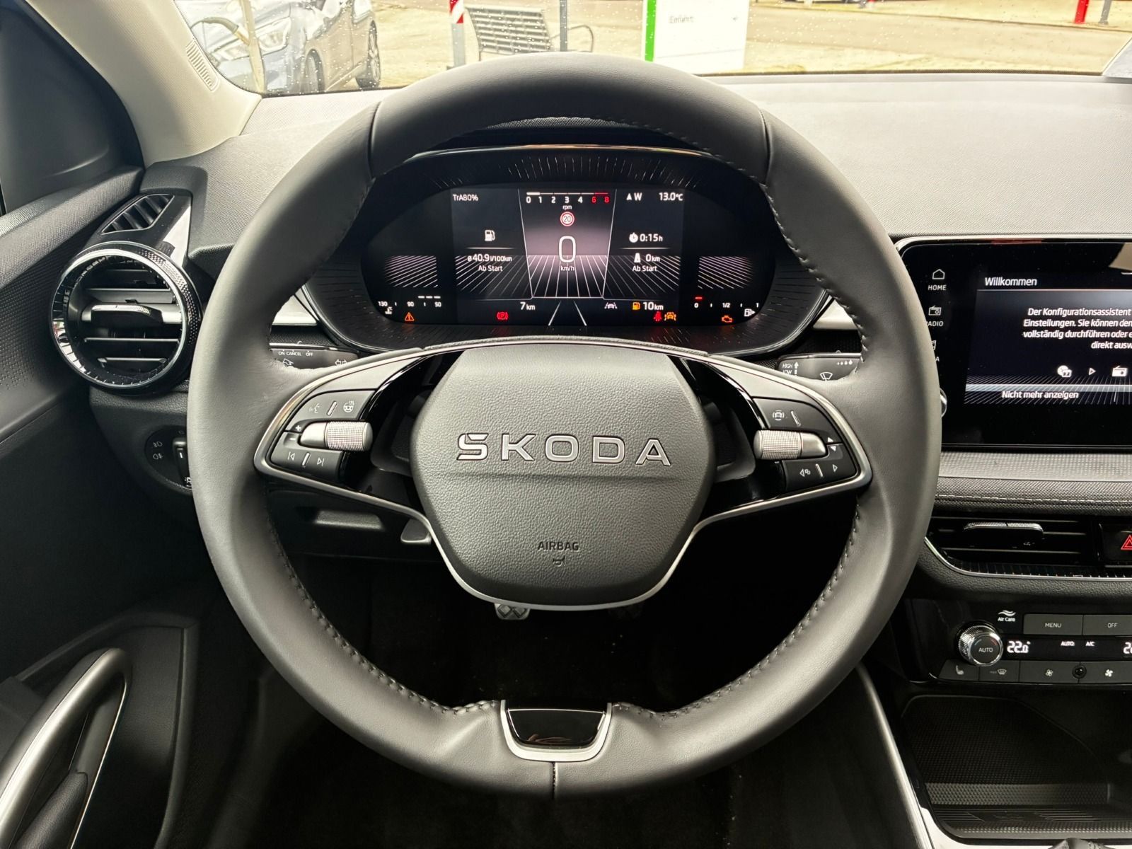 Fahrzeugabbildung SKODA Fabia 1.0 TSI Selection OPF