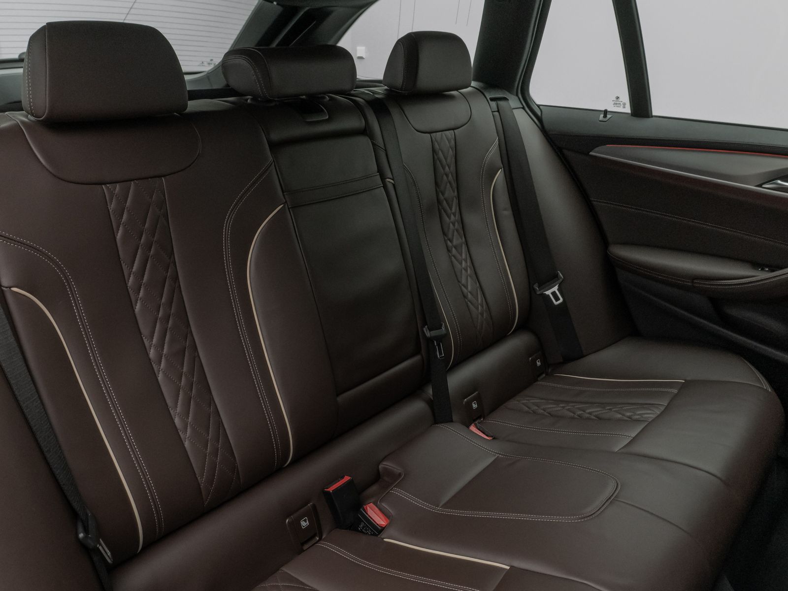 Fahrzeugabbildung BMW 530e LuxuryLine Kamera Laser HUD DAB H/K Komfort