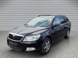 Skoda Octavia Combi Ambiente - Skoda Octavia aus 2010: Combi