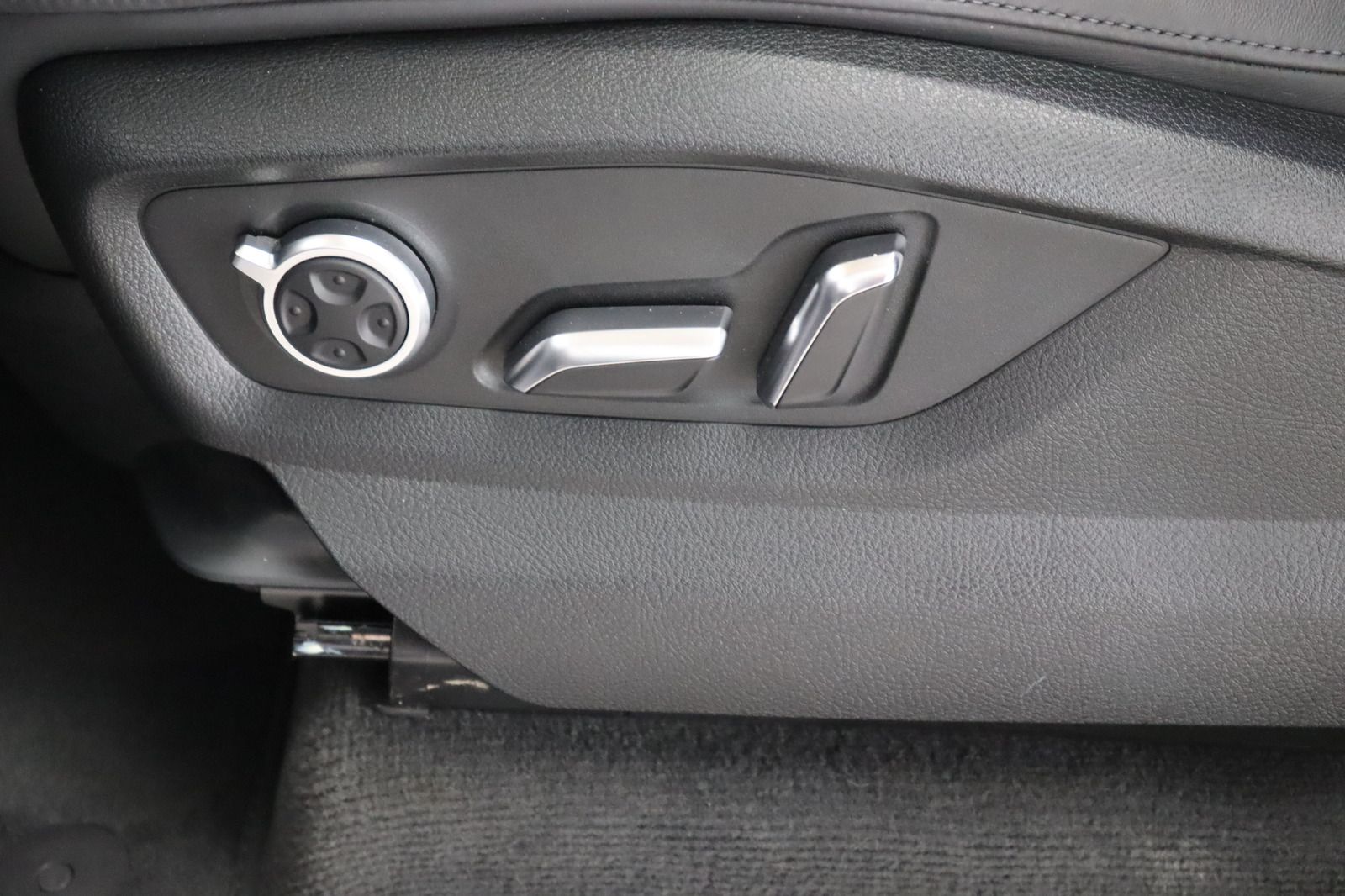Fahrzeugabbildung Audi Q7 3.0 TDI quattro * Nachtsicht * HUD