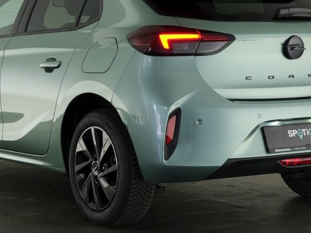 Corsa F FACELIFT YES HYBRID eDCT+RÜCKFAHRKAMERA+
