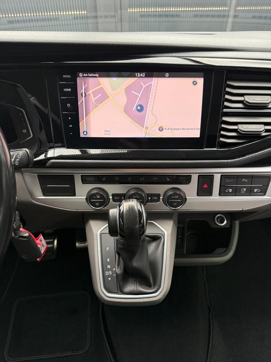 Volkswagen T6.1 Caravelle DSG Lang Navi Ahk 9sitz Rollstuhl