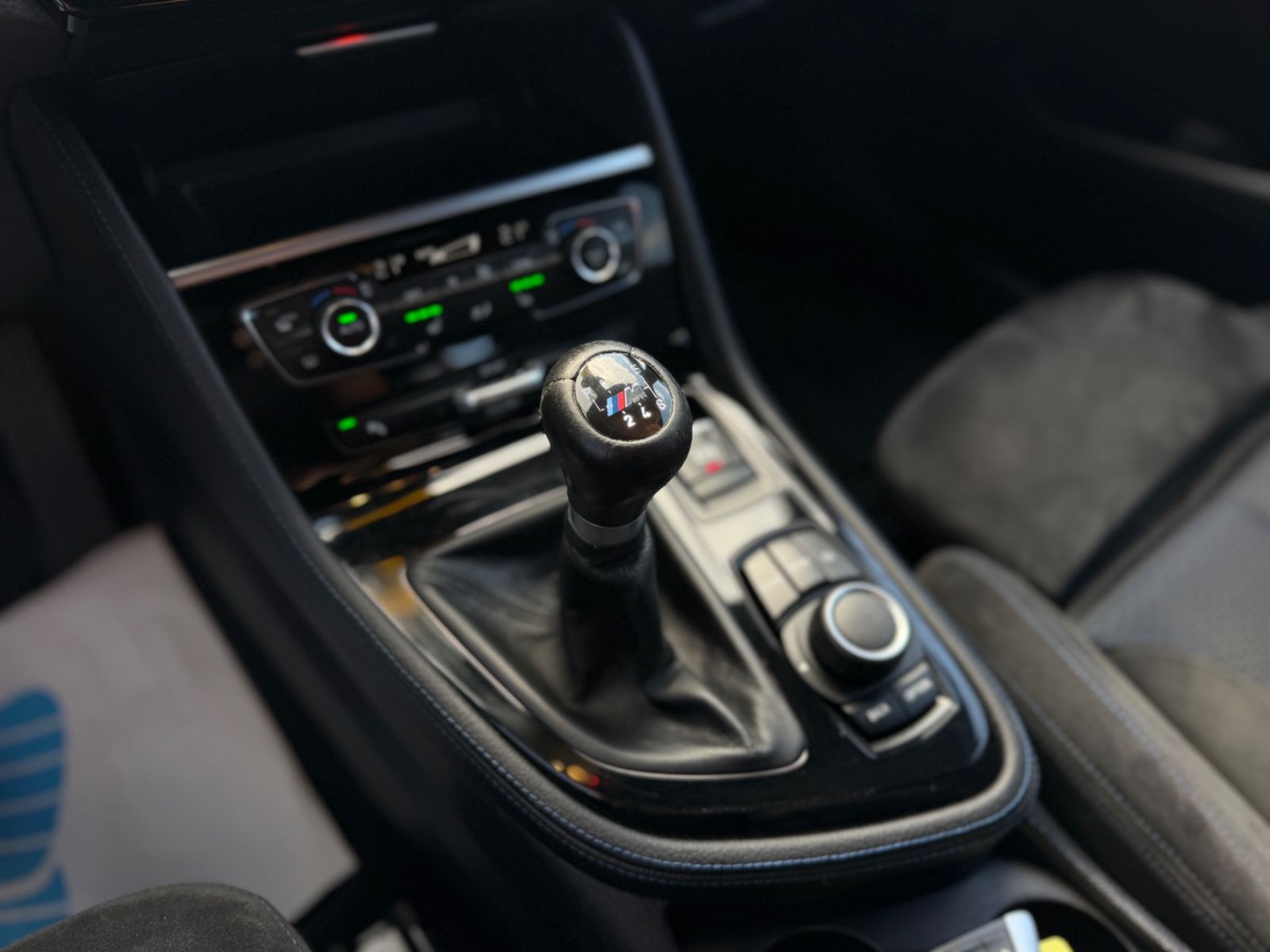 218 Active Tourer M Paket Alcantara