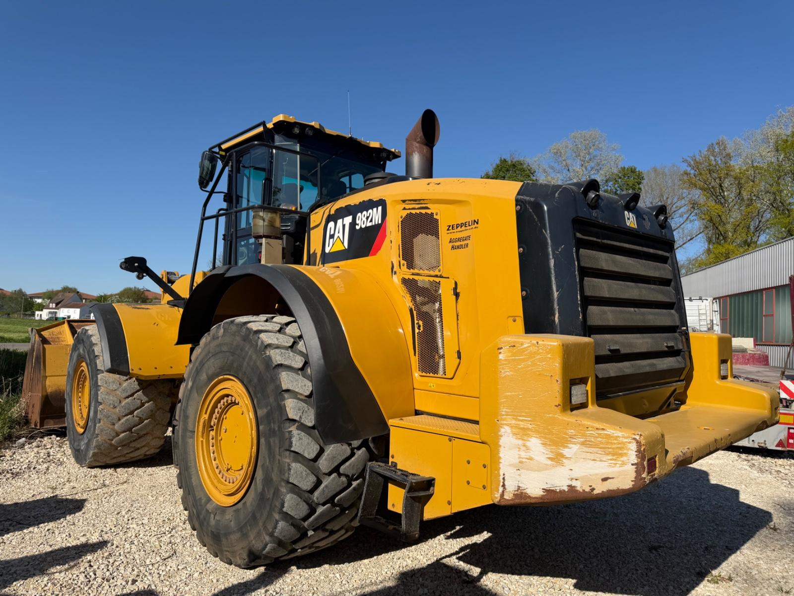 CAT 982