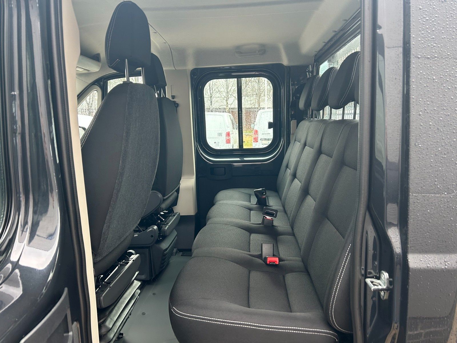 Fahrzeugabbildung Fiat Ducato Pritschenwagen Doka. 35 L4 180 Multijet M