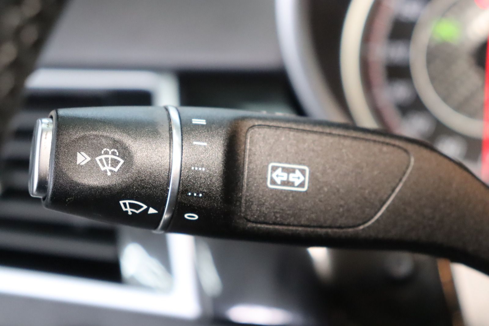 Fahrzeugabbildung Mercedes-Benz GLE 63 s AMG 4Matic Coupe DIS+ 1. Hand