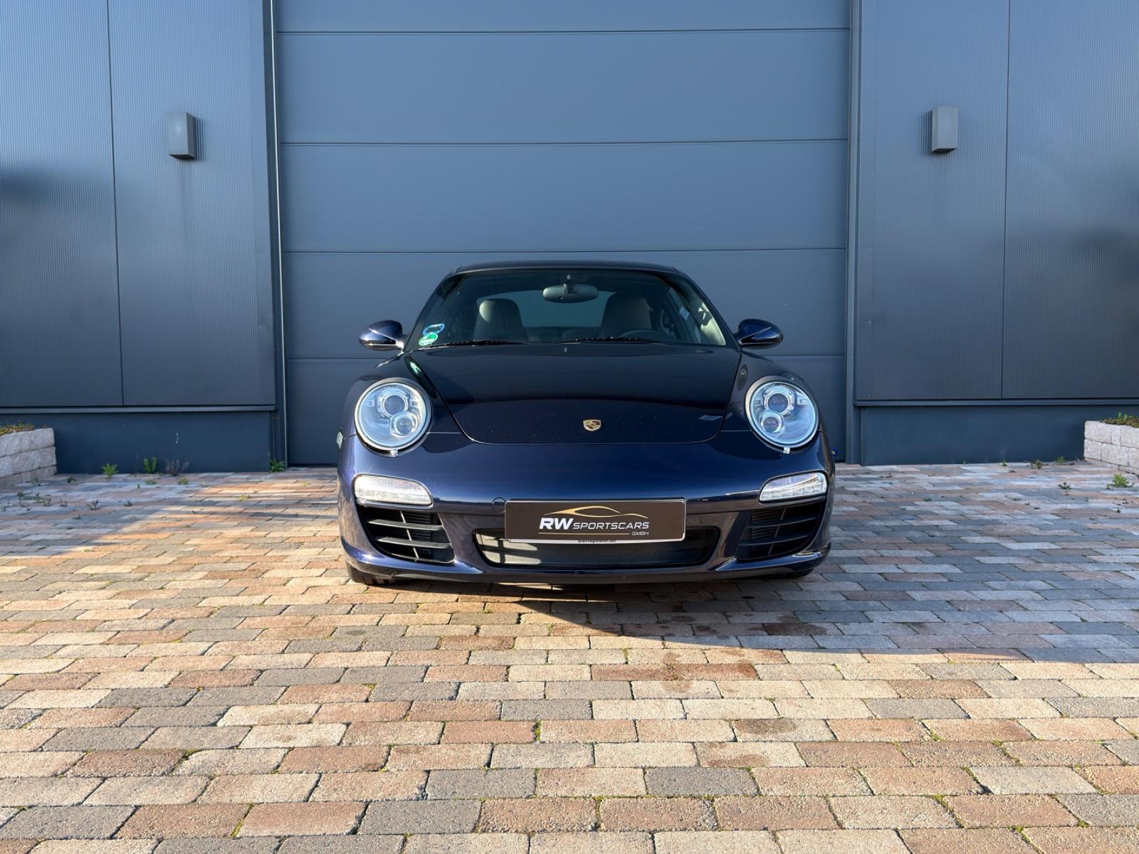 Porsche 911 Carrera Coupe