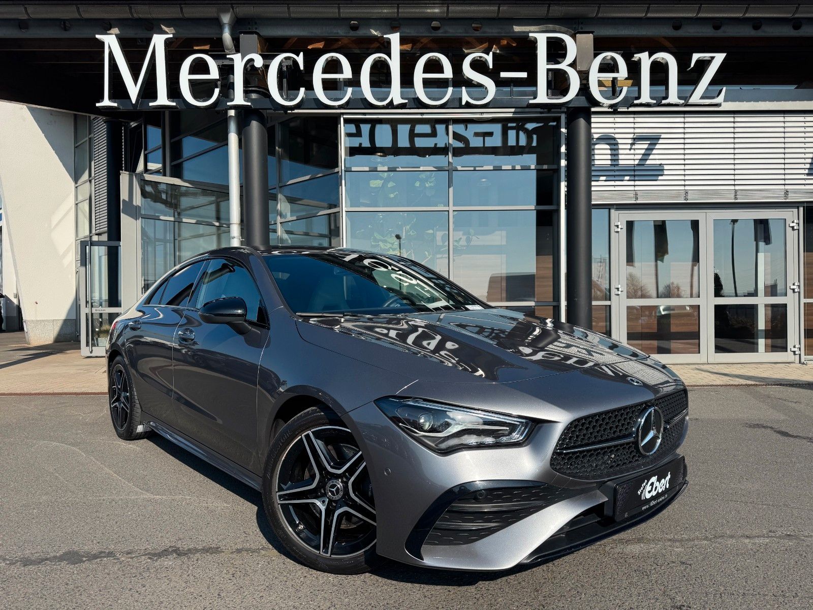 Fahrzeugabbildung Mercedes-Benz CLA 200d AMG+LederGrau+Ambiente+RFK+Night