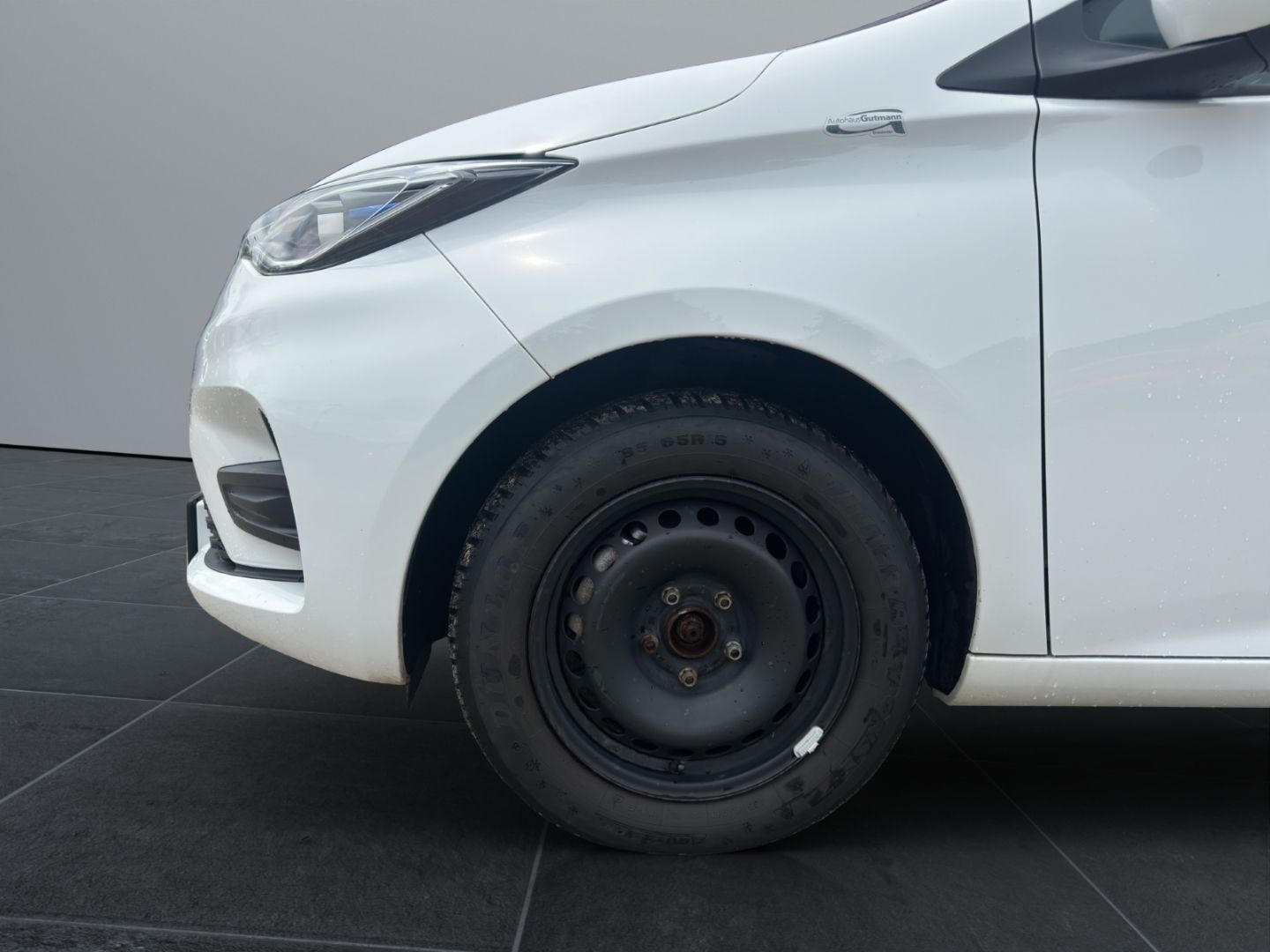 Fahrzeugabbildung Renault ZOE Experience R135 Batteriekauf Navi Digitales