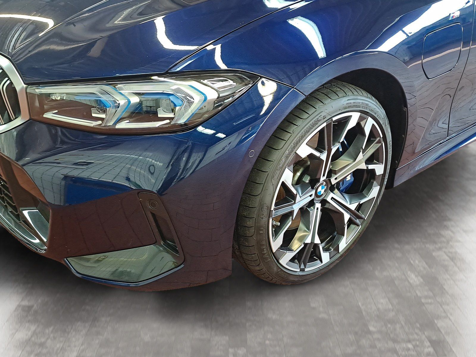 BMW 330 - Bild 12