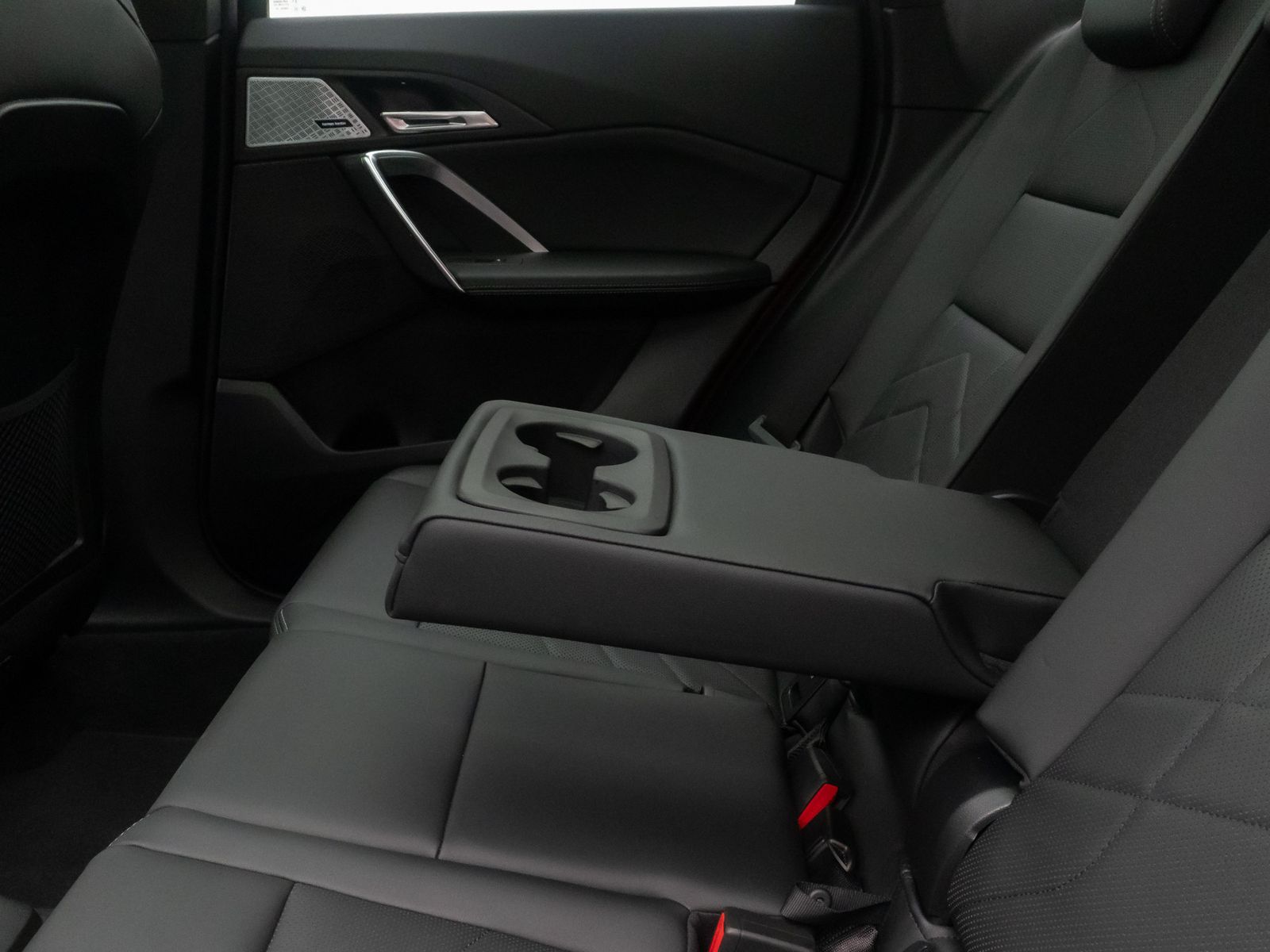 Fahrzeugabbildung BMW X1 xD23d xLine Panoram 360&deg;HUD AHK H/K DAB Voll