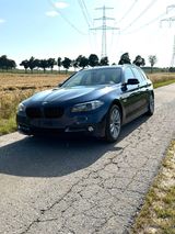 BMW F11 520D X-Drive/HUD/AHK - BMW 520: 520d F11