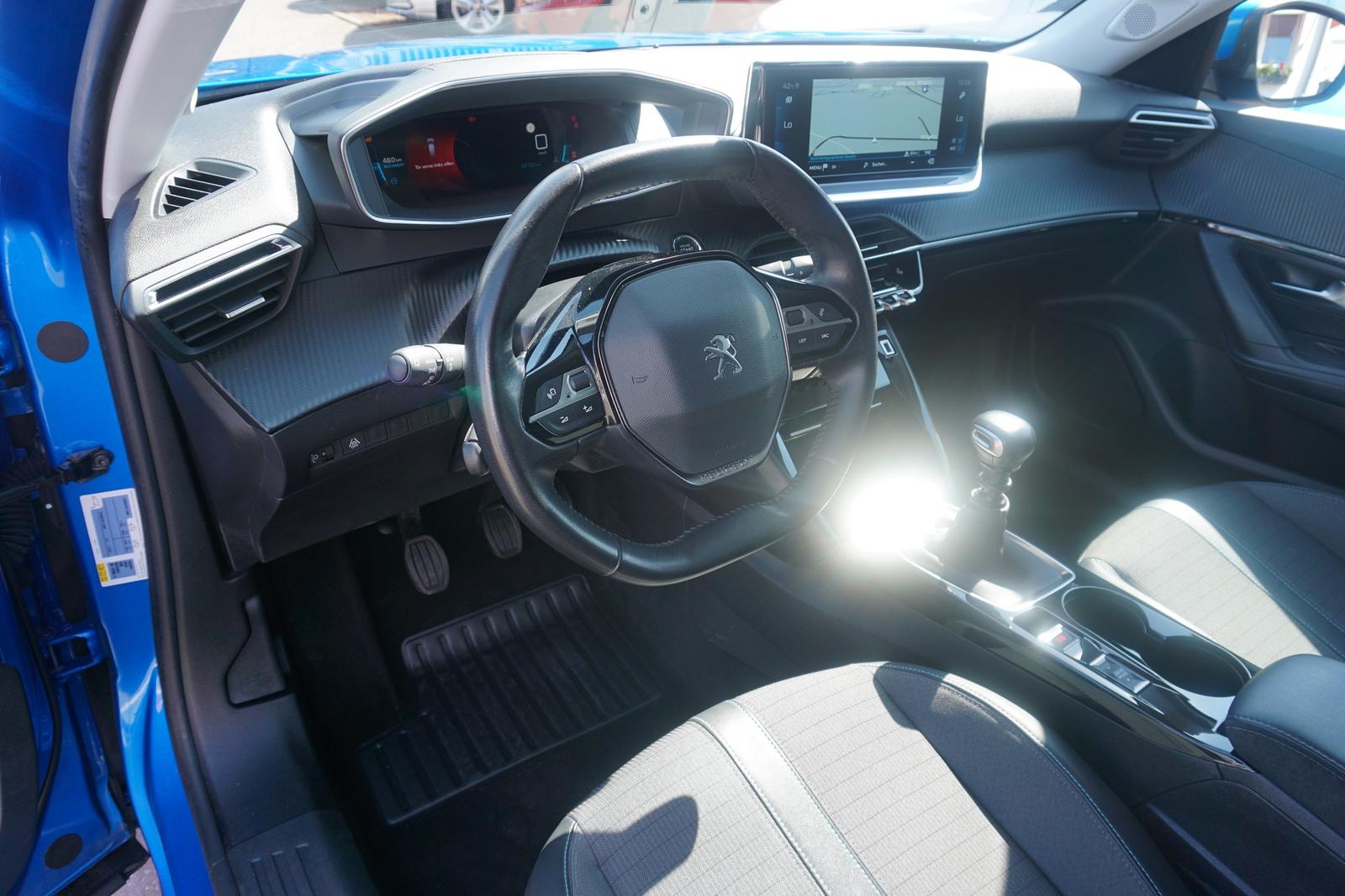 Peugeot 2008 1.2 PureTech Allure Pack LED Navi Kamera, миниатюра 10
