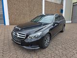 Mercedes-Benz E 300 E T-Modell E 300 Automatik HK Soundsy. 1Hd - Mercedes-Benz E 300: T Modell