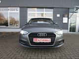 Audi A3 Sportback 30 TDI design Xenon Navi AHK - Audi A3 design mit Diesel-Antrieb