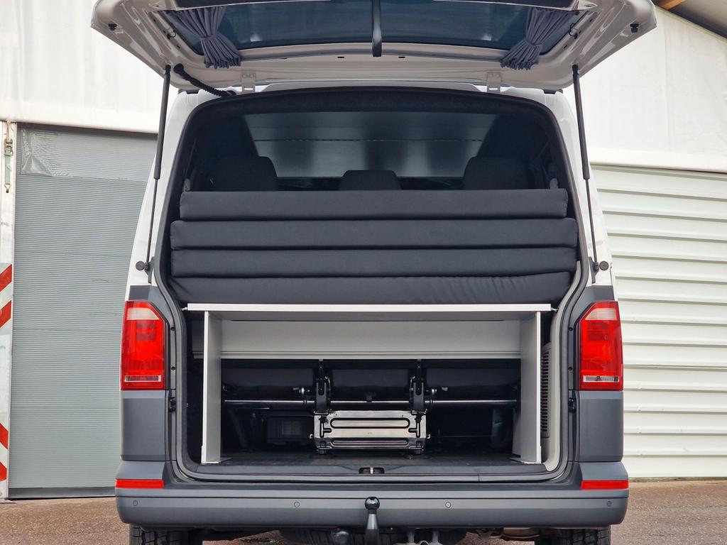 Volkswagen T6 California