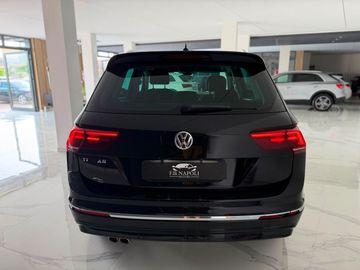 Volkswagen Tiguan - 9