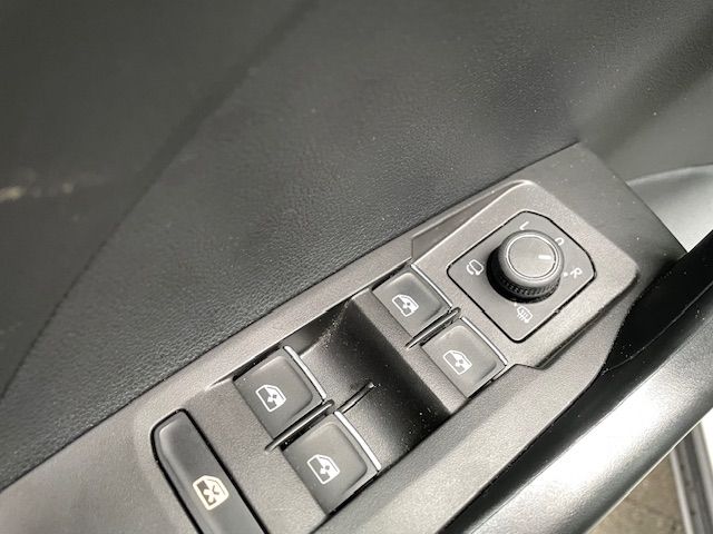 T-Cross 1.0 TSI DSG Style Navi  LED Kamera digit