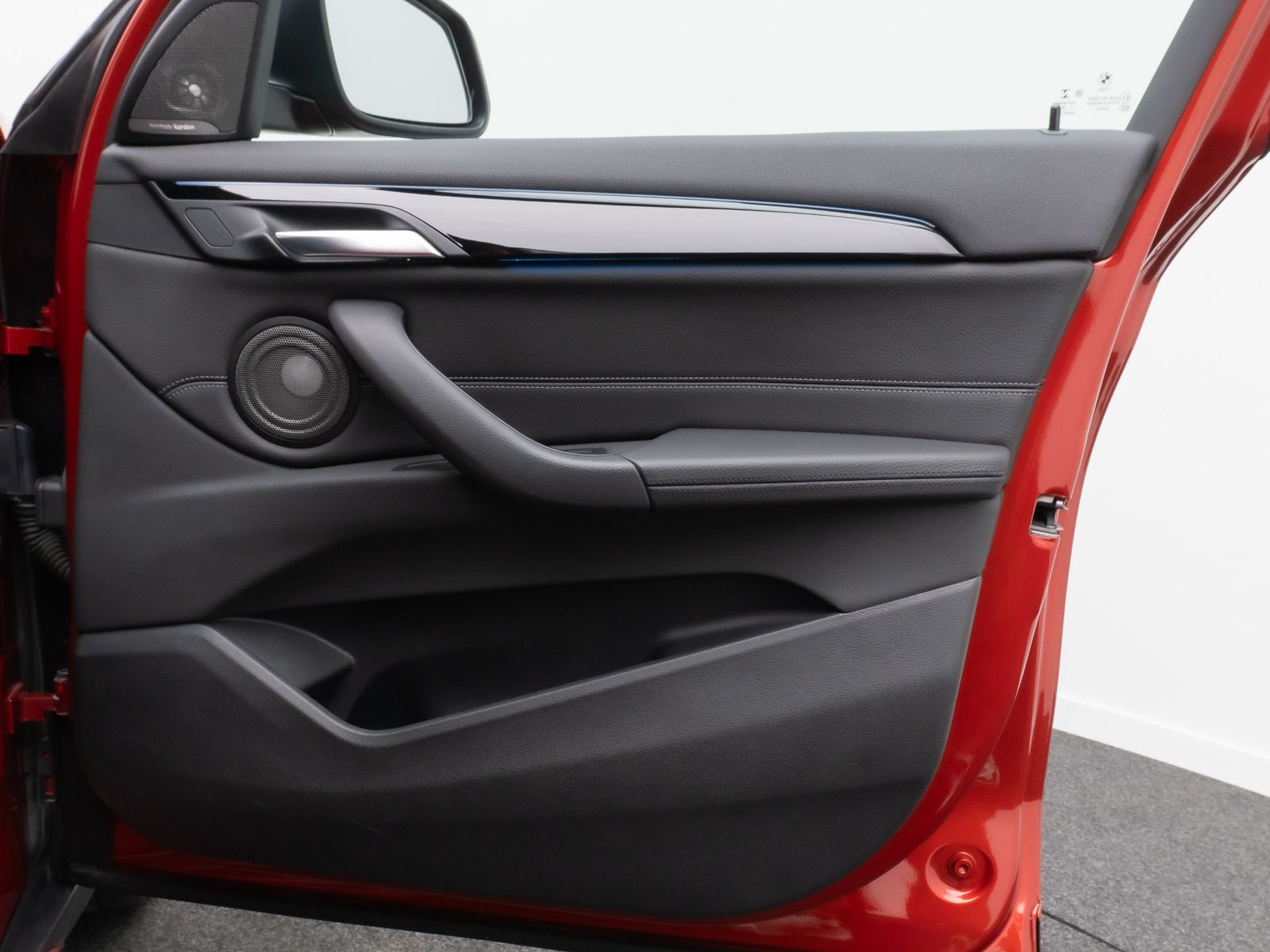 Fahrzeugabbildung BMW X1 xD25e Sport Line H/K Memory ParkAss DAB Leder