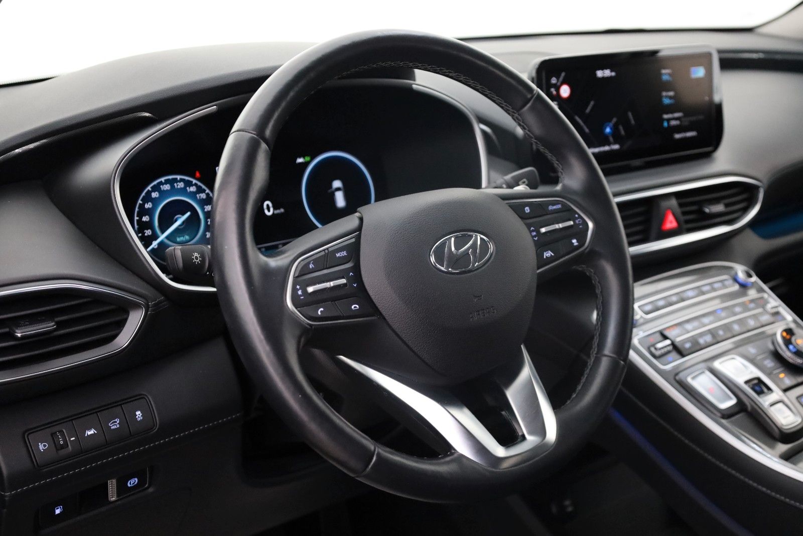 Fahrzeugabbildung Hyundai Santa Fe SHINE Hybrid 4WD Leder,Navi,Kamera,ACC