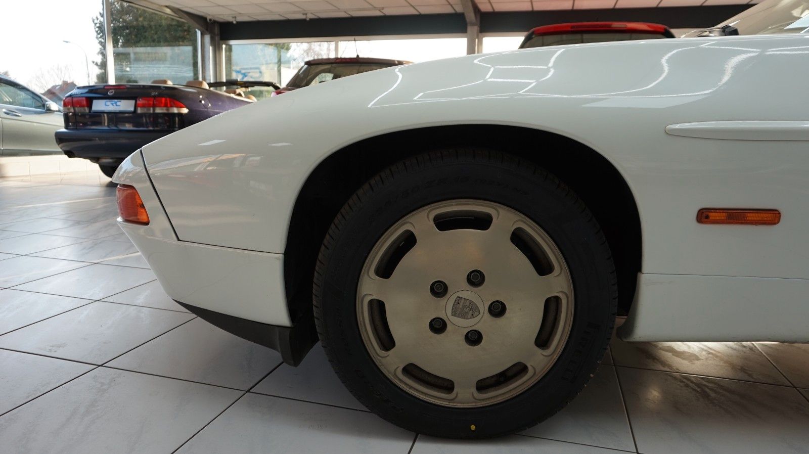 Fahrzeugabbildung Porsche 928 S4 Zahnriemen neu ex Brun Racing Schweiz