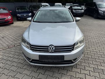 Volkswagen Passat Variant - 4