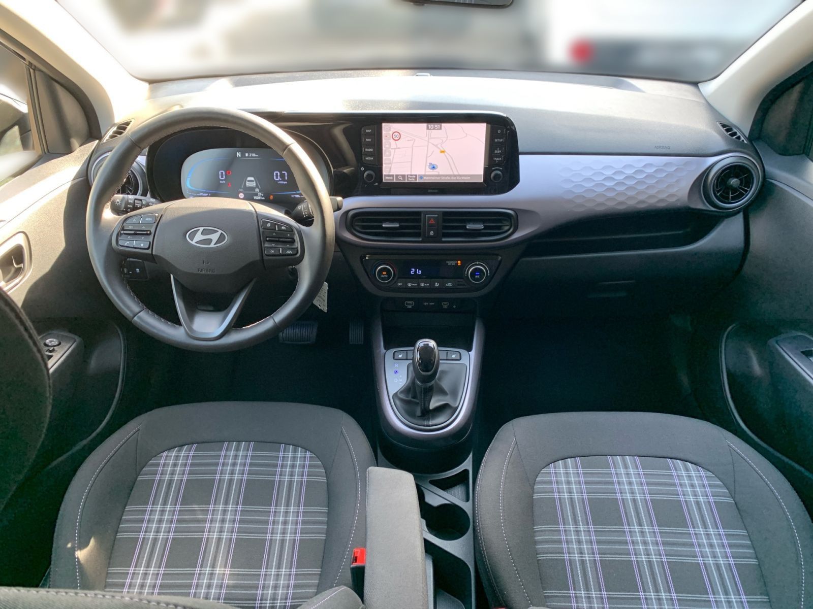 Fahrzeugabbildung Hyundai i10 1.2 Prime Automatik Navi