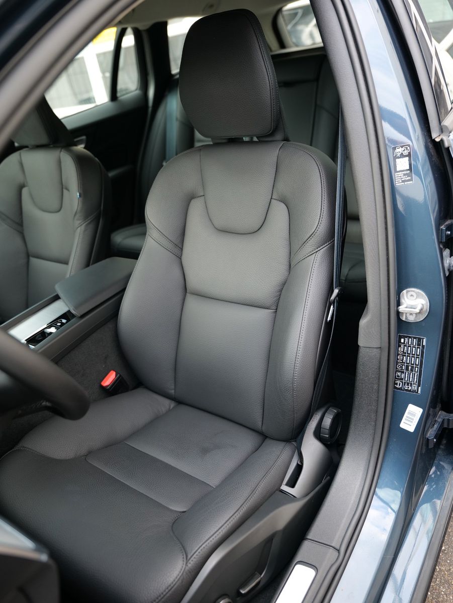 Volvo V60 B4 Core LEDER NAVI ACC 4xSHZ KEYLESS PDC CAM foto 11