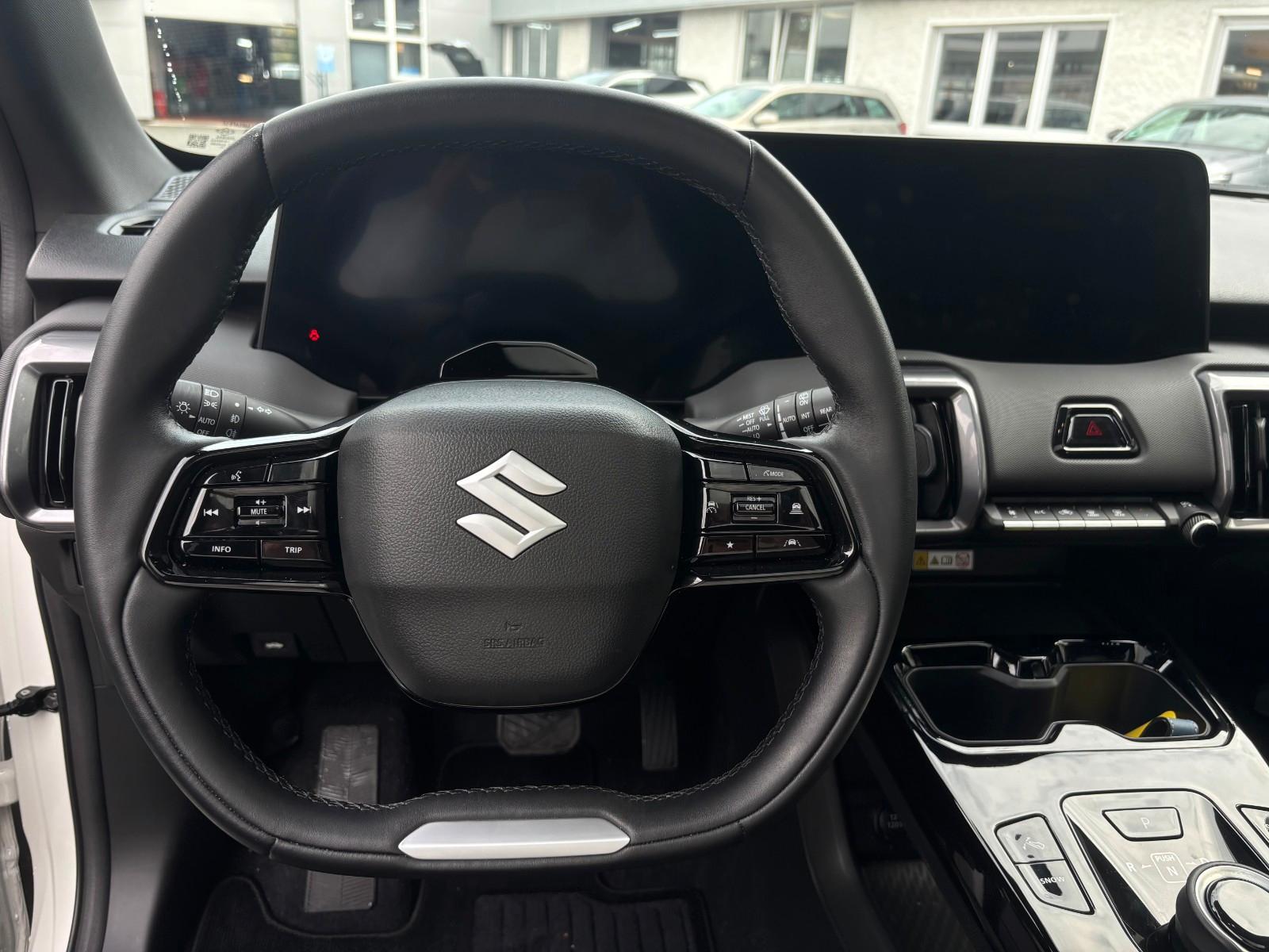 Suzuki e Vitara Comfort+ /360' Kamera/Panorama/LED