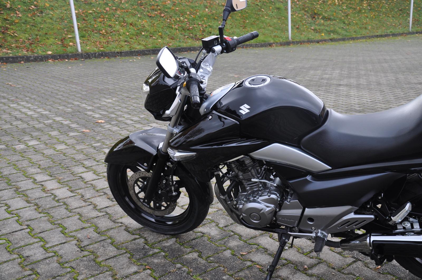 Suzuki GW 250 Inazuma