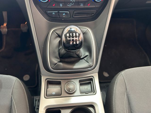 Ford Kuga Cool & Connect