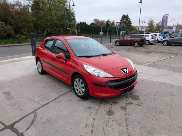 Peugeot 207 1.4 4 Tür