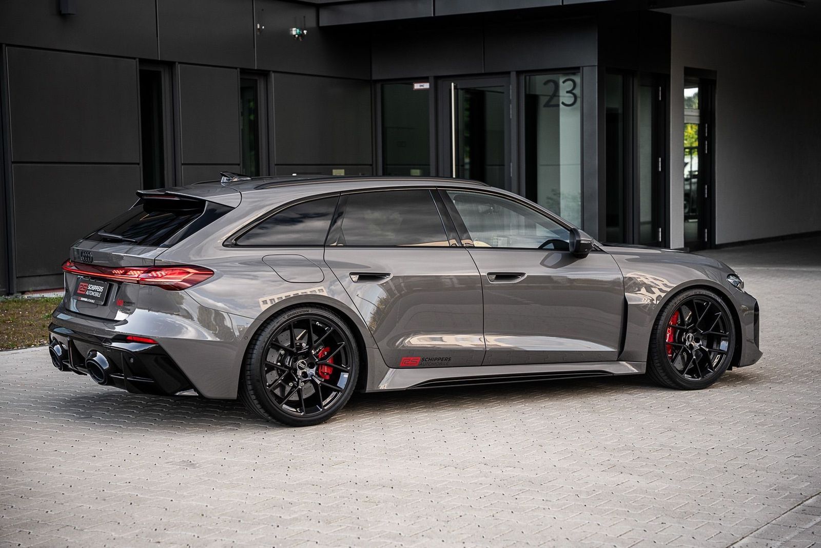 Fahrzeugabbildung Audi RS5 Avant KERAMIK|SPORTPAKET|HGP 818 PS
