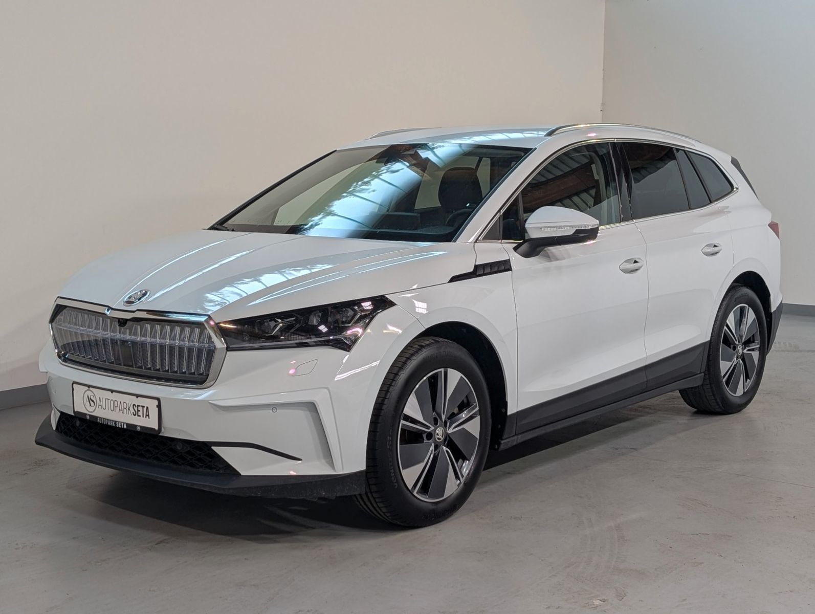 Skoda Enyaq 80 Loft ACC*SIDE*AHK*MEMO*W-PUMPE*360°