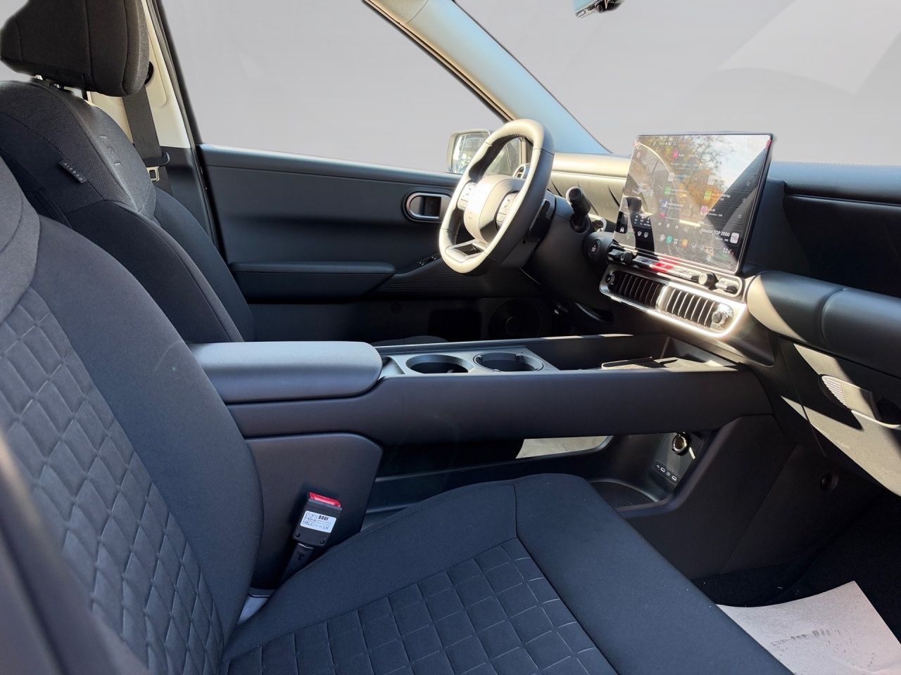 Fahrzeugabbildung Hyundai IONIQ 3 TREND SHZ*LHZ*KLIMAA*USB*ZV*